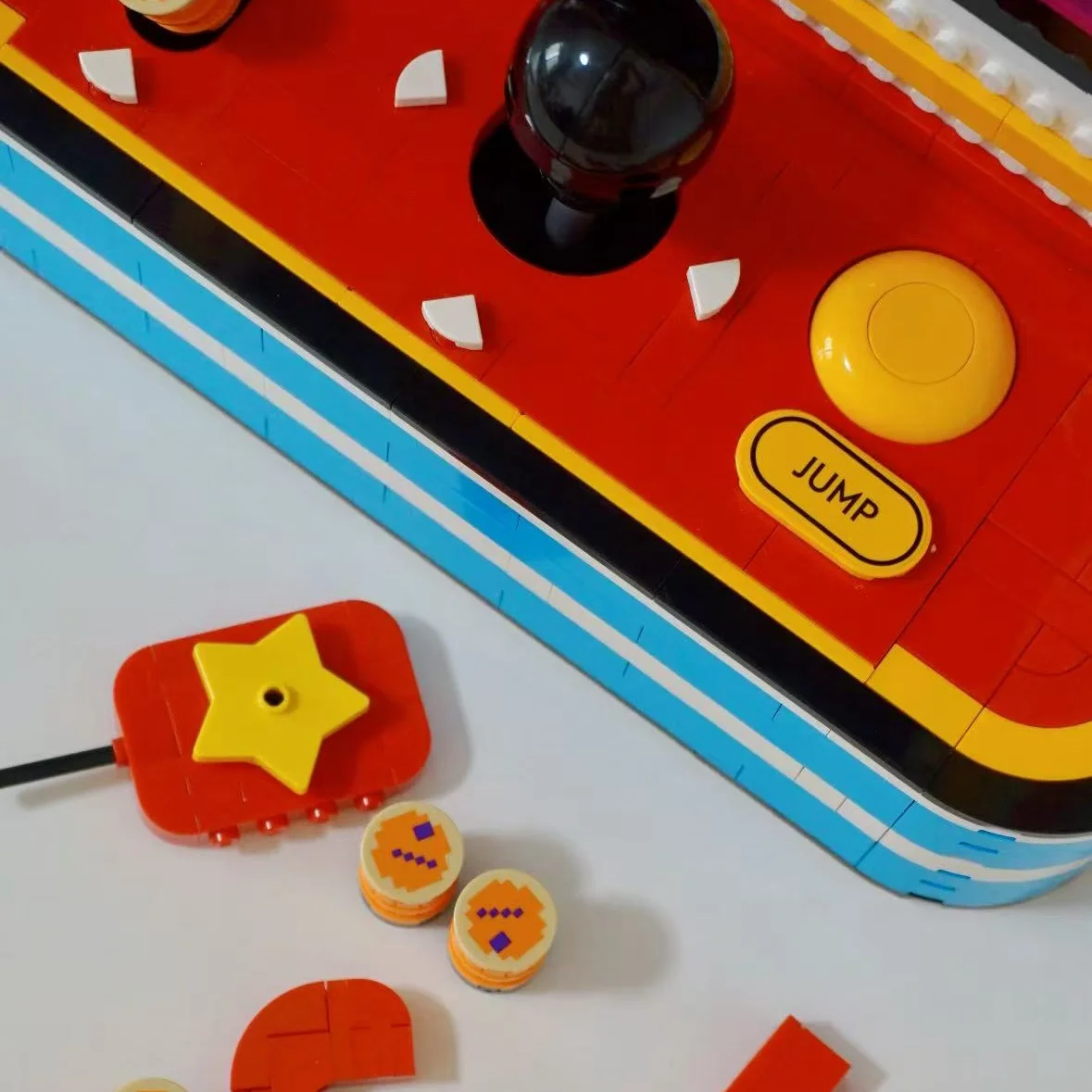1371 adet bloklardan oluşan, v - Arcade Game Jackpot incelemesi ve fiyatı